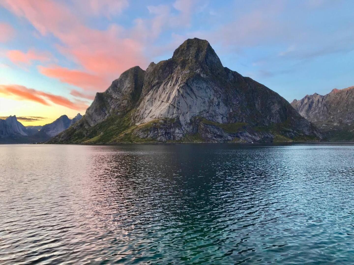 Reinefjorden Lodge Eksteriør billede